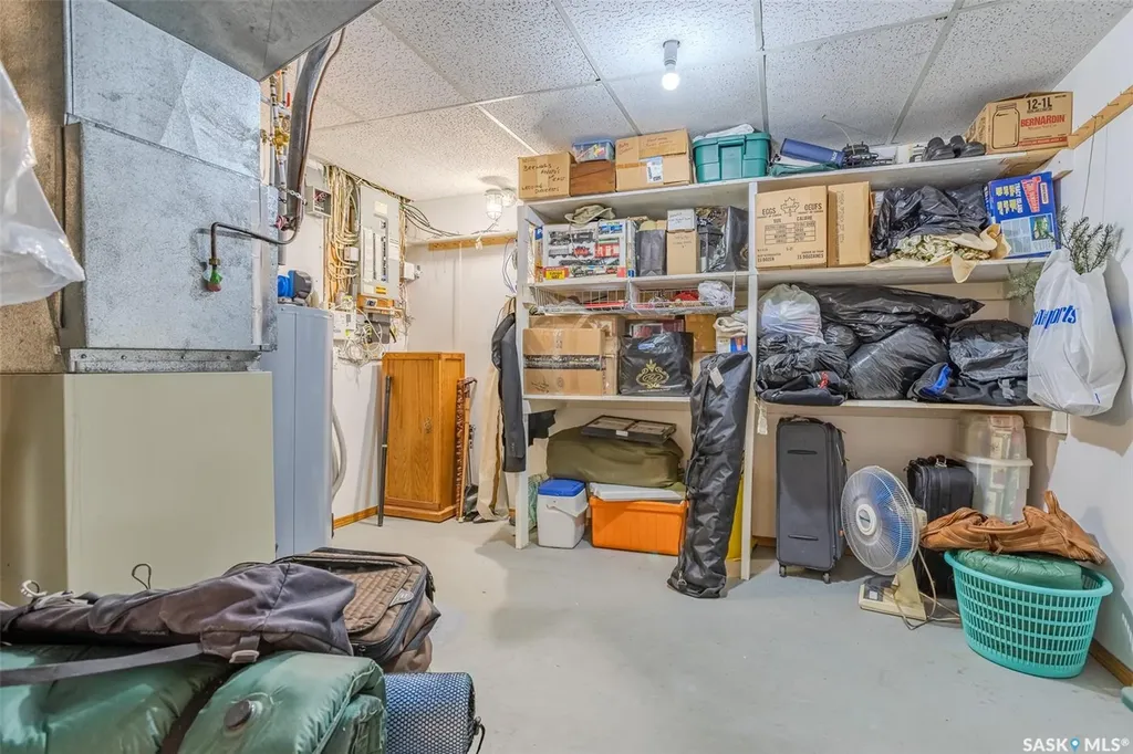 406 Braeburn Crescent Saskatoon SK S7V 1A5