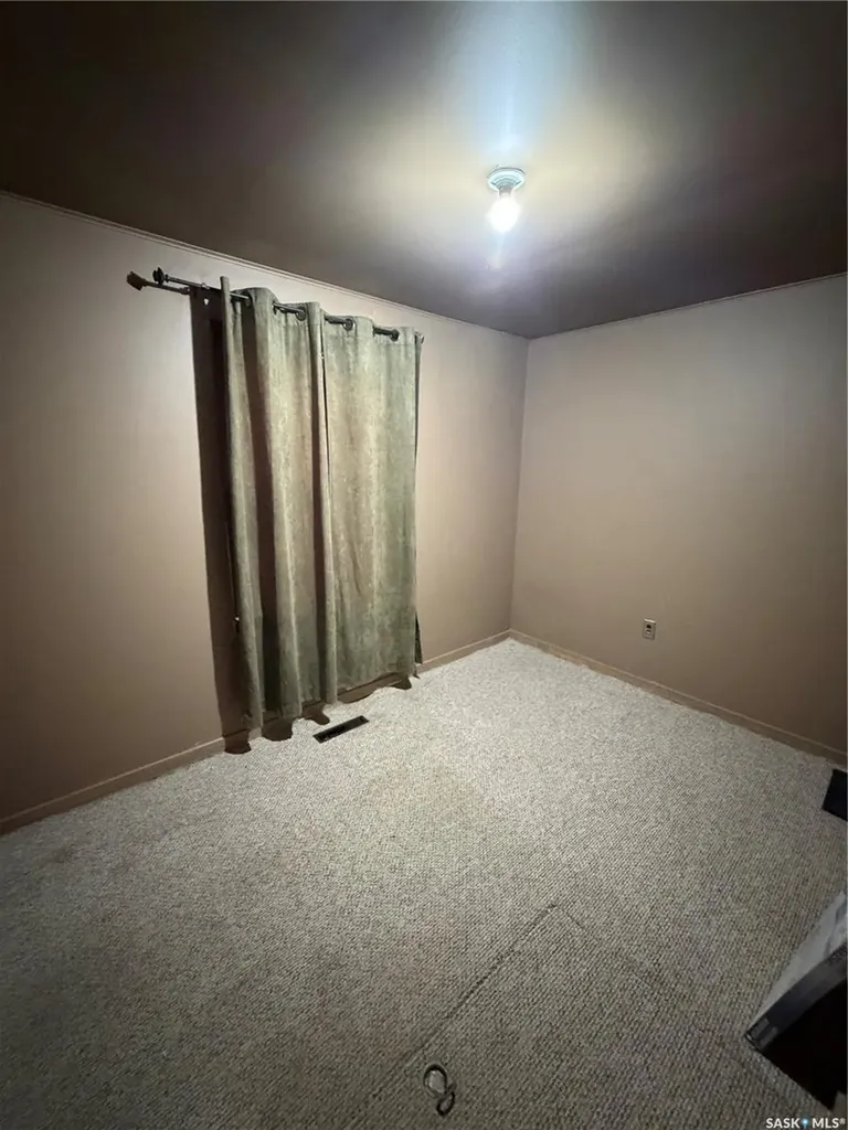 1225 Atkinson Street Regina SK S4N 3V7