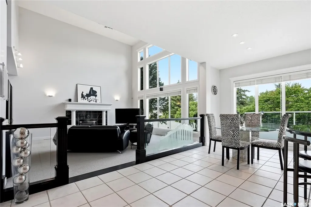 214 Mendel Green Saskatoon SK S7J 5J7