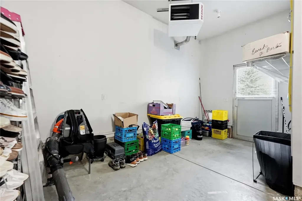 214 Mendel Green Saskatoon SK S7J 5J7