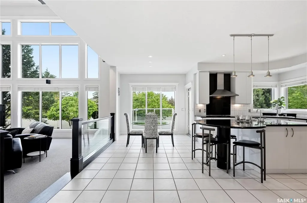 214 Mendel Green Saskatoon SK S7J 5J7