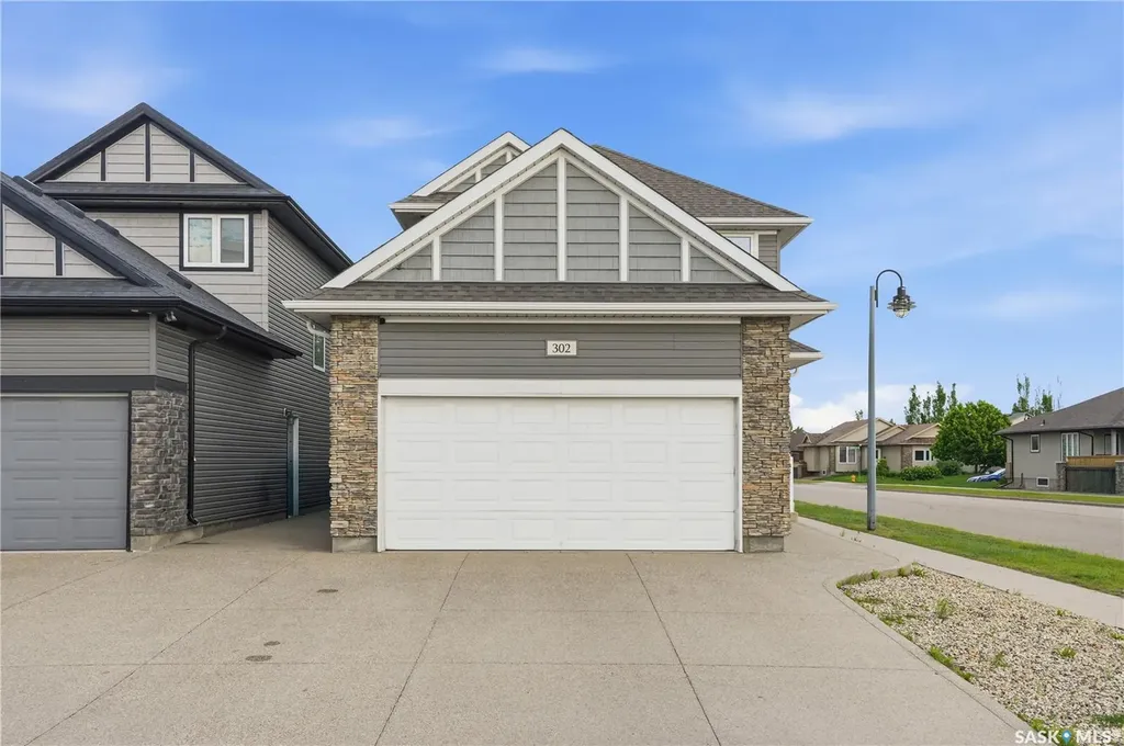302 Dickson Crescent Saskatoon SK S7T 0T8
