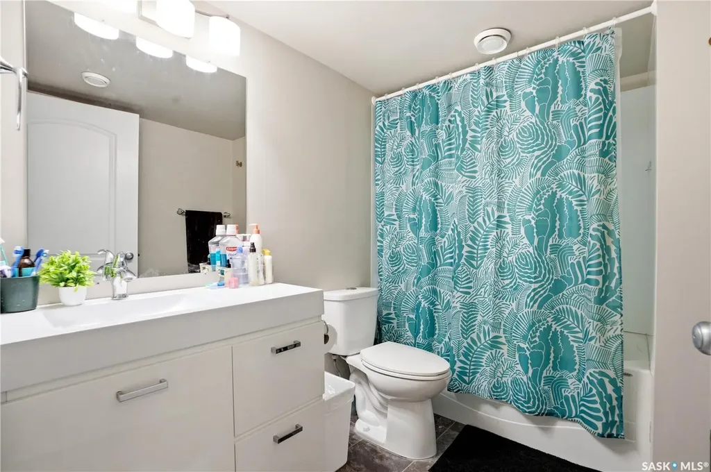 302 Dickson Crescent Saskatoon SK S7T 0T8