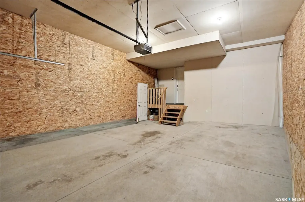 302 Dickson Crescent Saskatoon SK S7T 0T8