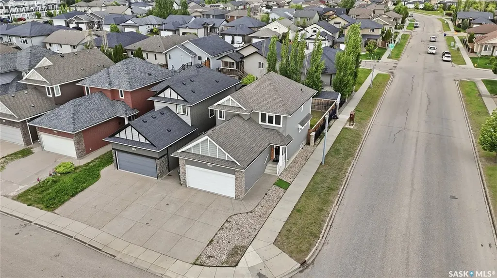302 Dickson Crescent Saskatoon SK S7T 0T8