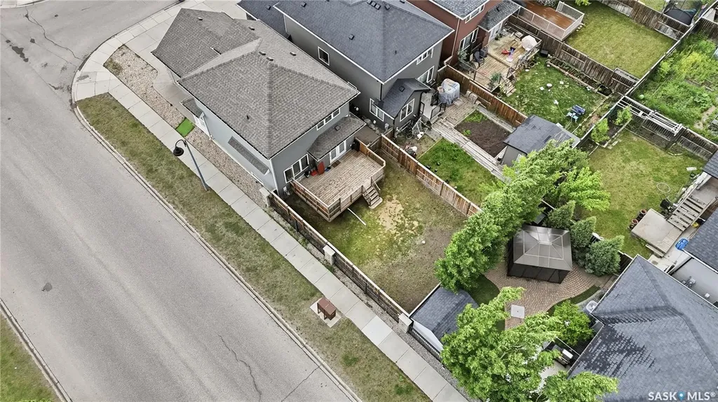 302 Dickson Crescent Saskatoon SK S7T 0T8