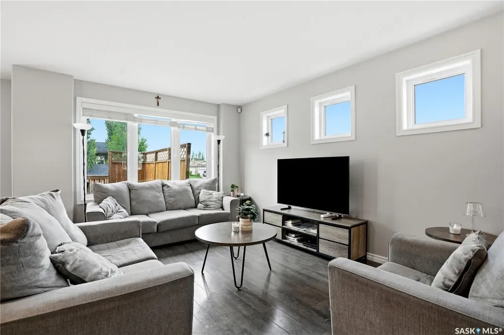 302 Dickson Crescent Saskatoon SK S7T 0T8