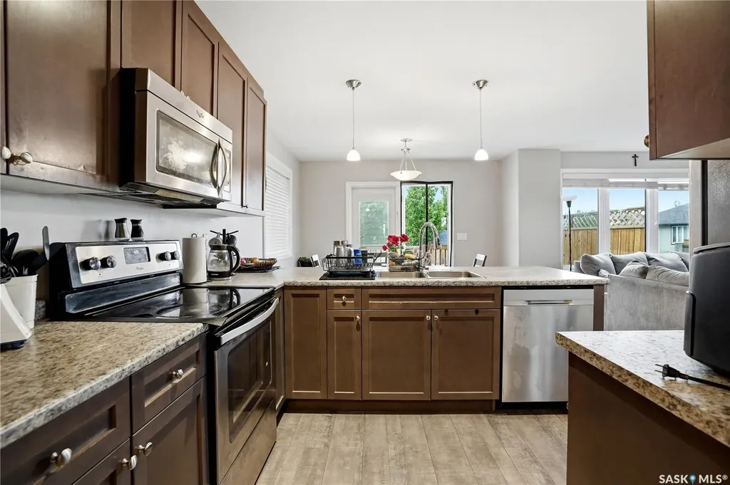 302 Dickson Crescent Saskatoon SK S7T 0T8