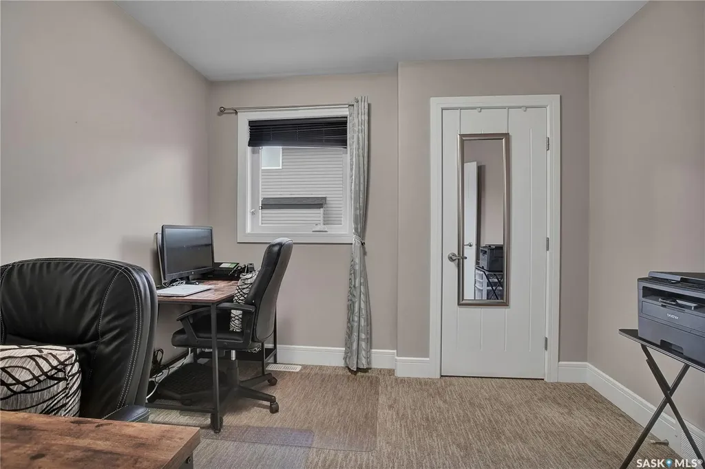 902 Stony Crescent Martensville SK S7K 6K7