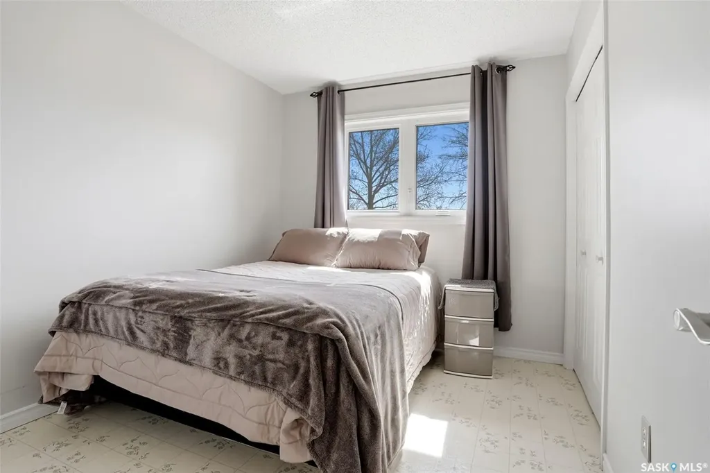 327 Coteau Street Milestone SK S0G 3L0