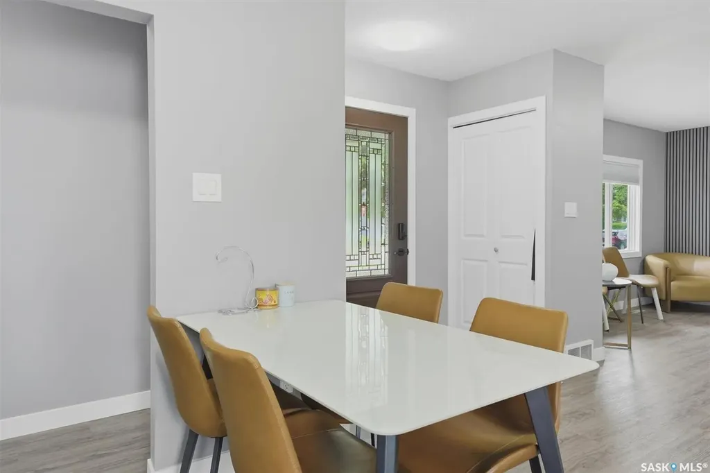 1924 Dufferin Avenue Saskatoon SK S7J 1B7