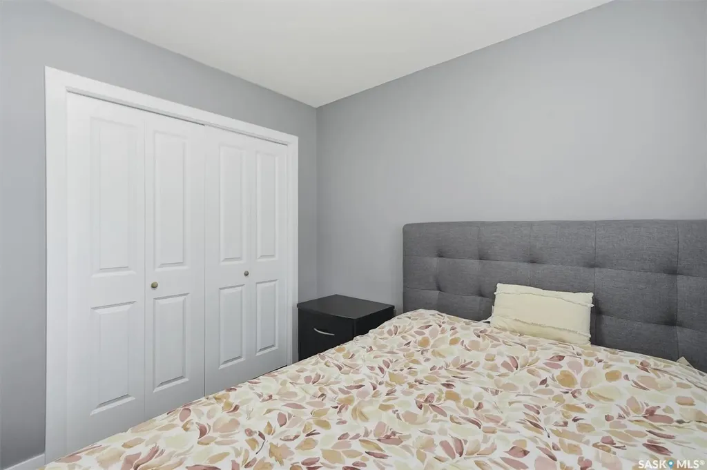 1924 Dufferin Avenue Saskatoon SK S7J 1B7