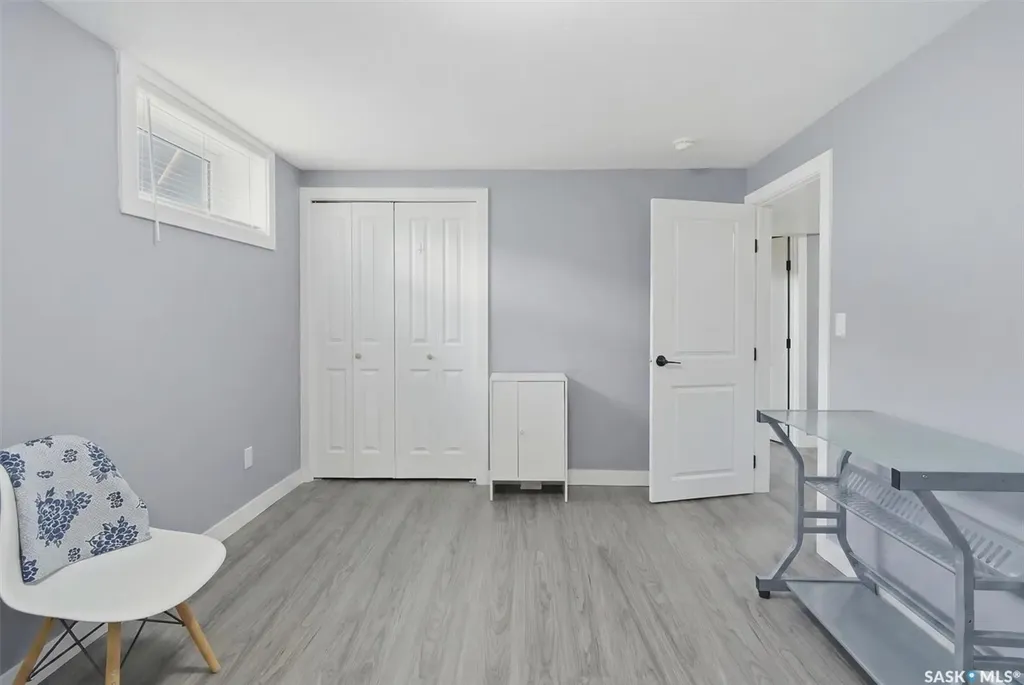 1924 Dufferin Avenue Saskatoon SK S7J 1B7