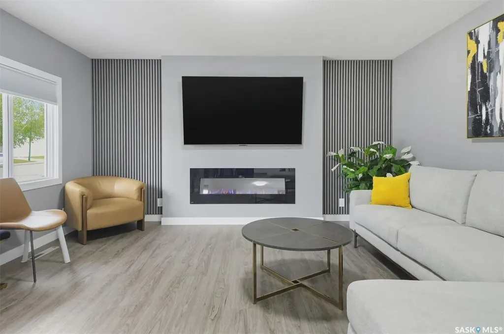 1924 Dufferin Avenue Saskatoon SK S7J 1B7