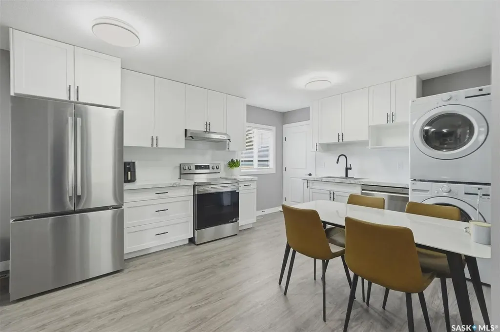 1924 Dufferin Avenue Saskatoon SK S7J 1B7