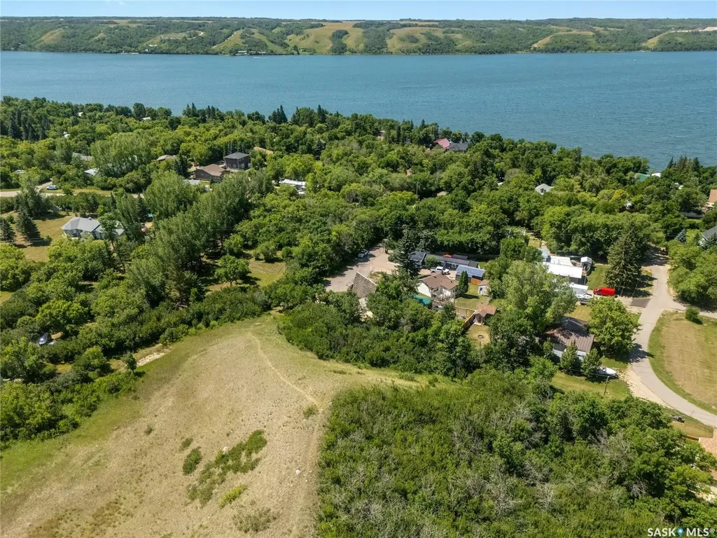 173 Boundary Avenue Katepwa Beach SK S0G 2Y0