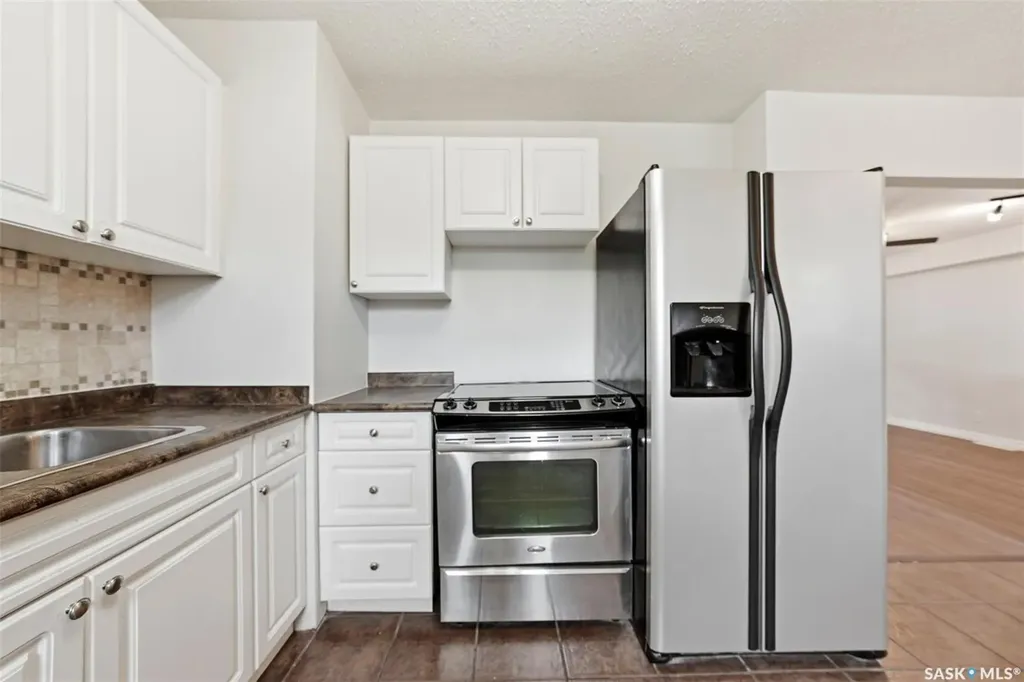 502 X Avenue N Saskatoon SK S7L 3K2