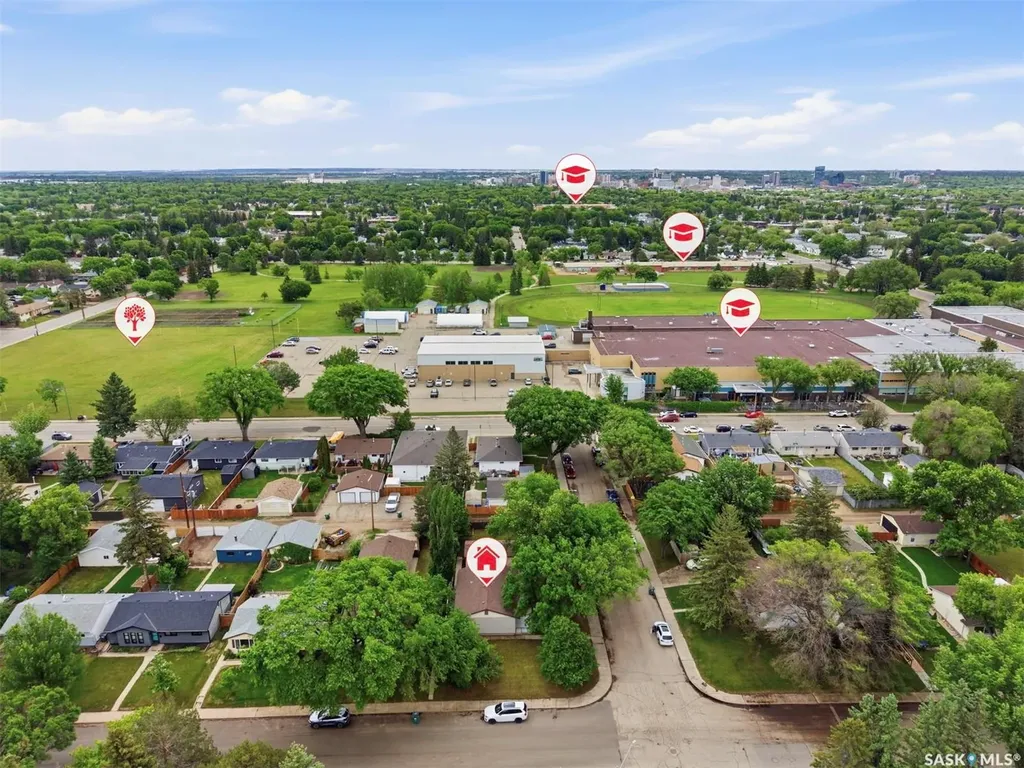 502 X Avenue N Saskatoon SK S7L 3K2