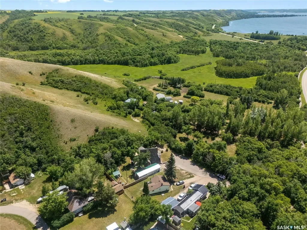 172 Boundary Avenue Katepwa Beach SK S0G 2Y0