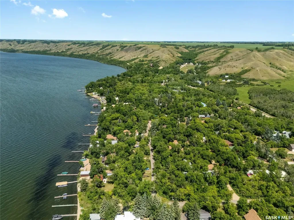172 Boundary Avenue Katepwa Beach SK S0G 2Y0