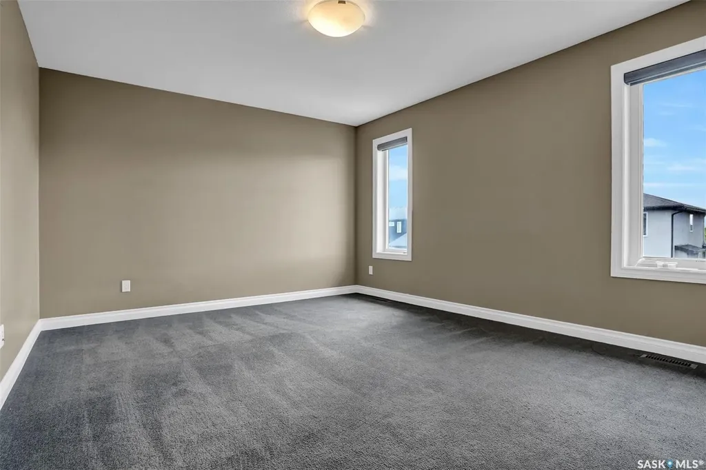 5460 Mckenna Crescent Regina SK S4W 0H3
