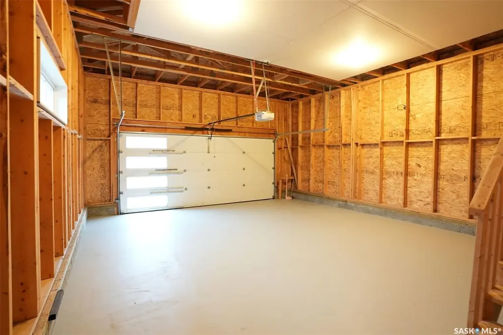 5460 Mckenna Crescent Regina SK S4W 0H3