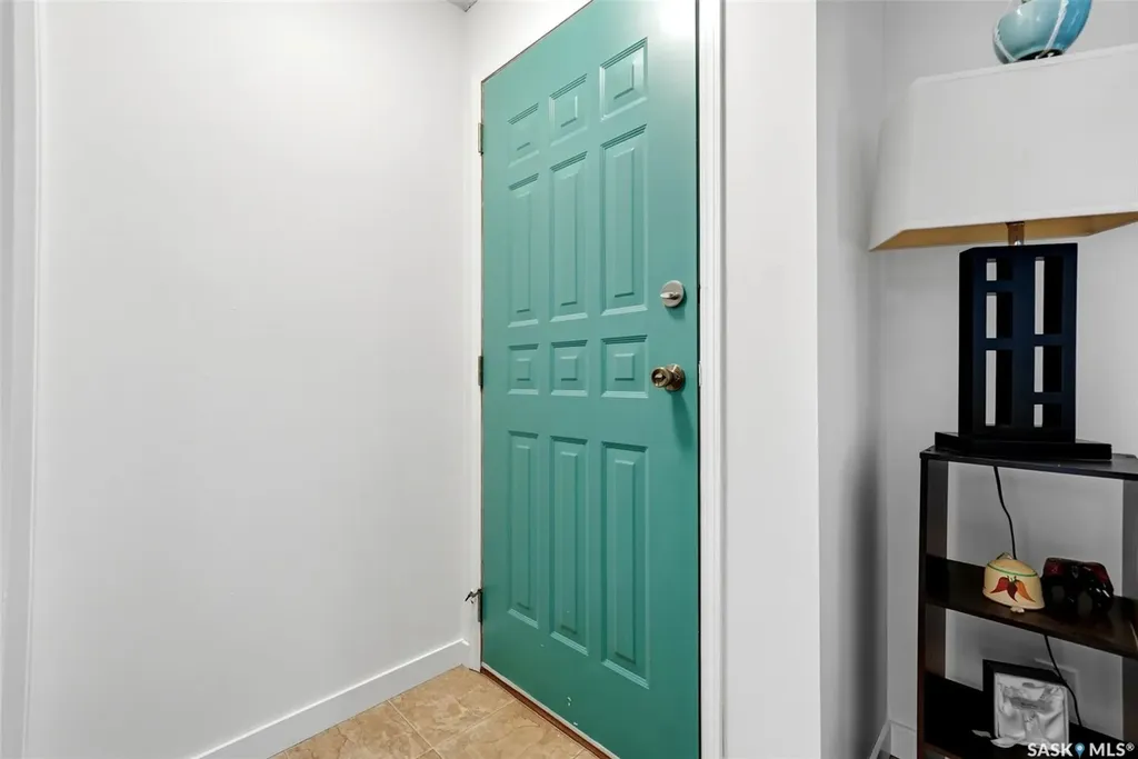 59 Elmview Road Regina SK S4R 0B4