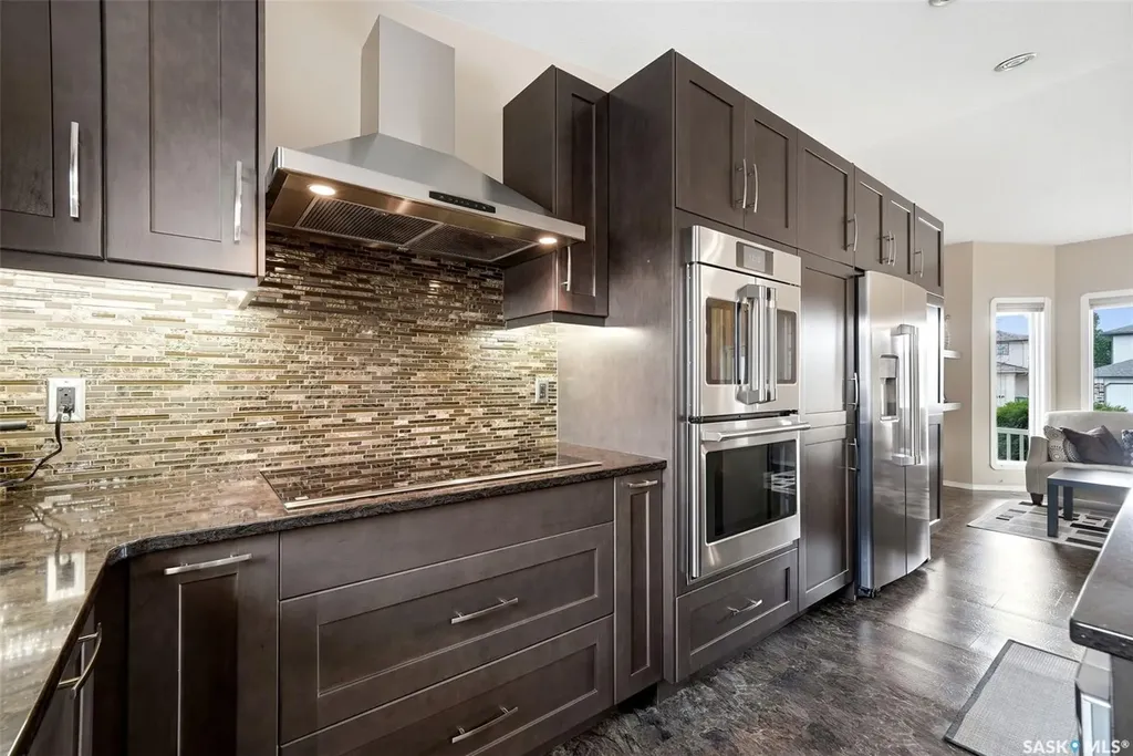 412 Fairway Road N Regina SK S4Y 1A1