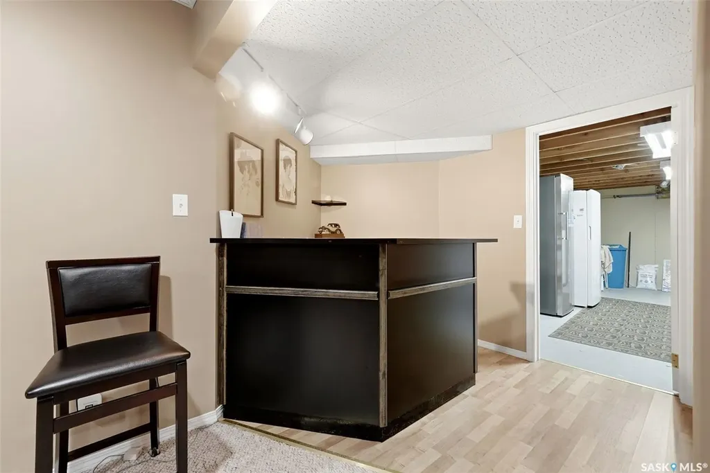 412 Fairway Road N Regina SK S4Y 1A1