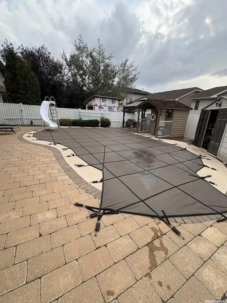 412 Fairway Road N Regina SK S4Y 1A1