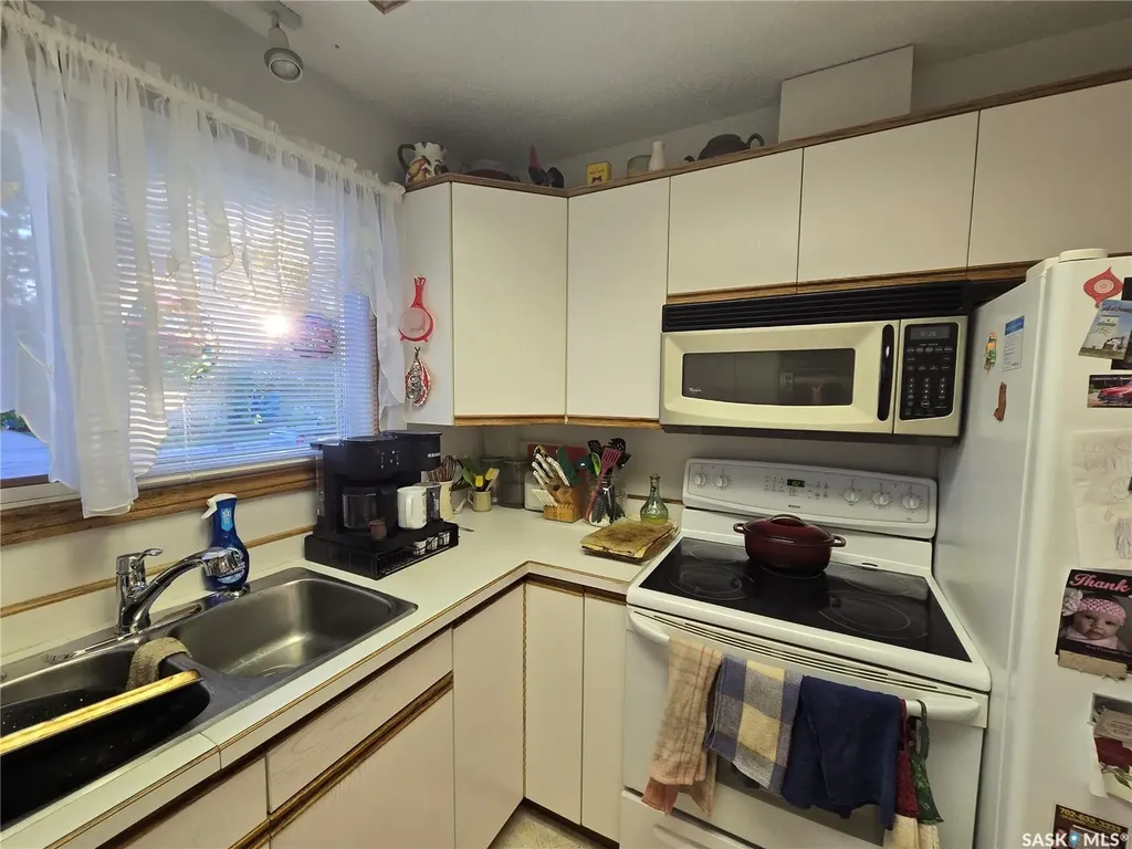 228 10th Street Humboldt SK S0K 2A0