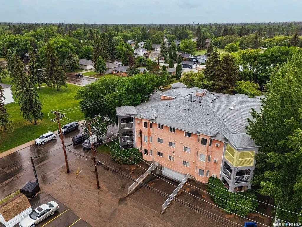 1215 Louise Avenue Saskatoon SK S7H 2P8