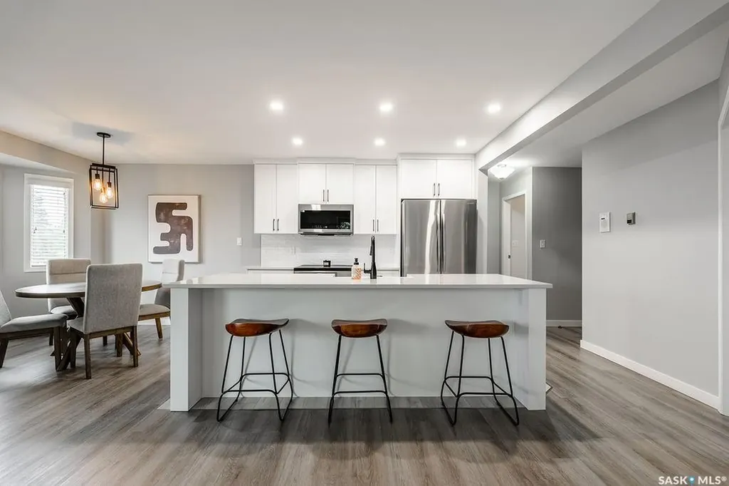 1215 Louise Avenue Saskatoon SK S7H 2P8