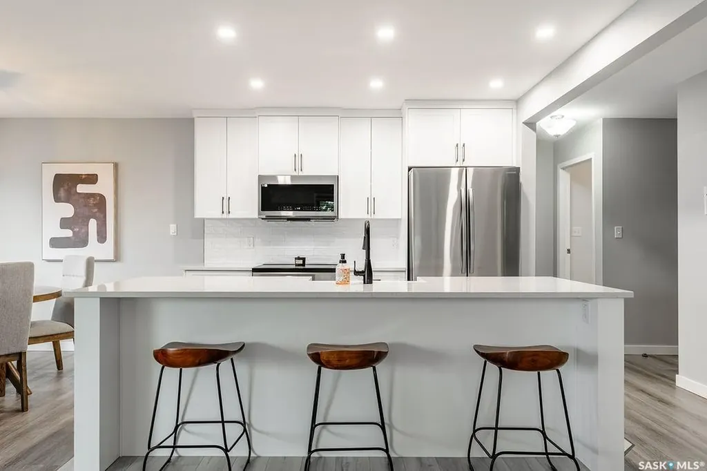 1215 Louise Avenue Saskatoon SK S7H 2P8