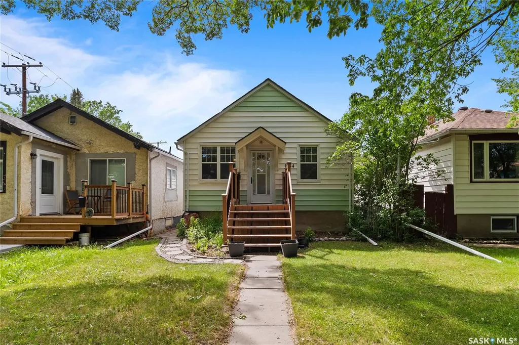 1954 Athol Street Regina SK S4T 3E3