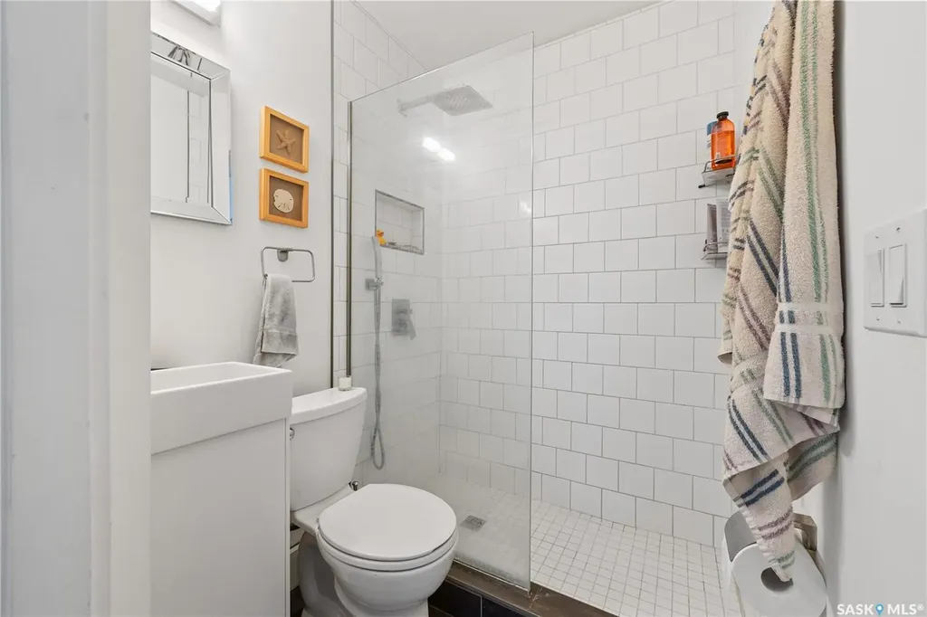 1954 Athol Street Regina SK S4T 3E3