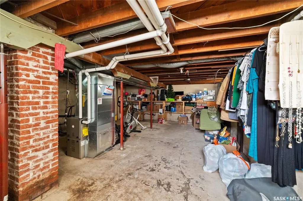 1954 Athol Street Regina SK S4T 3E3