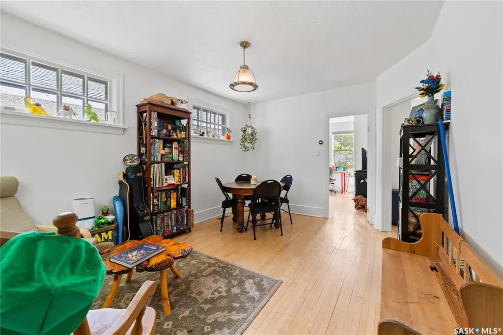 1954 Athol Street Regina SK S4T 3E3