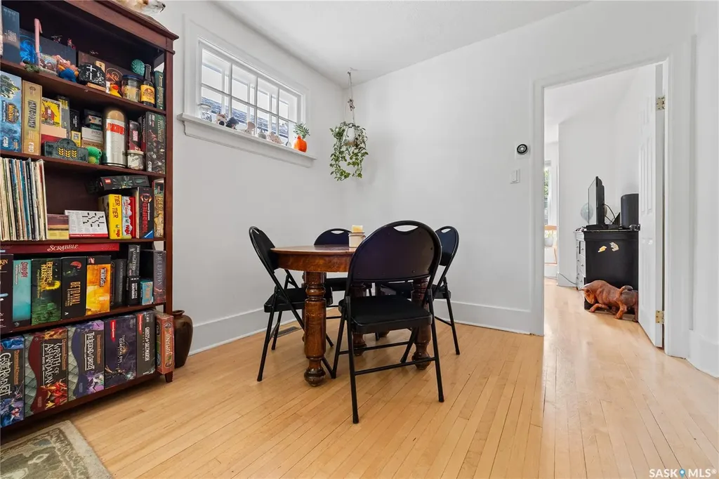 1954 Athol Street Regina SK S4T 3E3