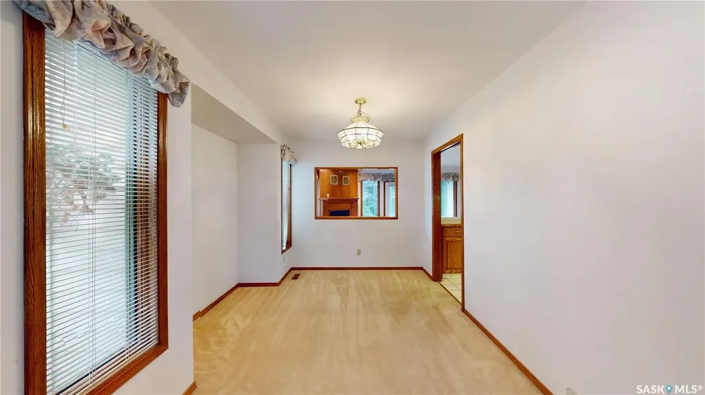 302 Swan Lane Saskatoon SK S7J 5B5