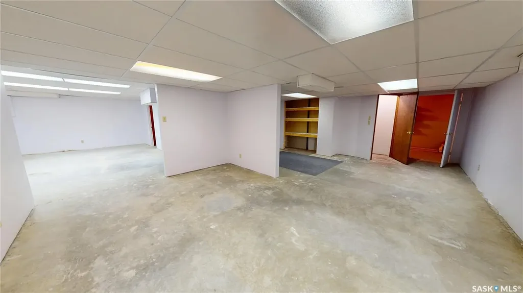 302 Swan Lane Saskatoon SK S7J 5B5
