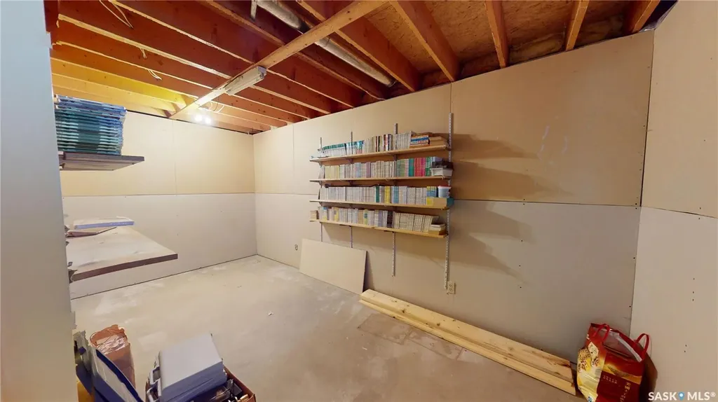 302 Swan Lane Saskatoon SK S7J 5B5