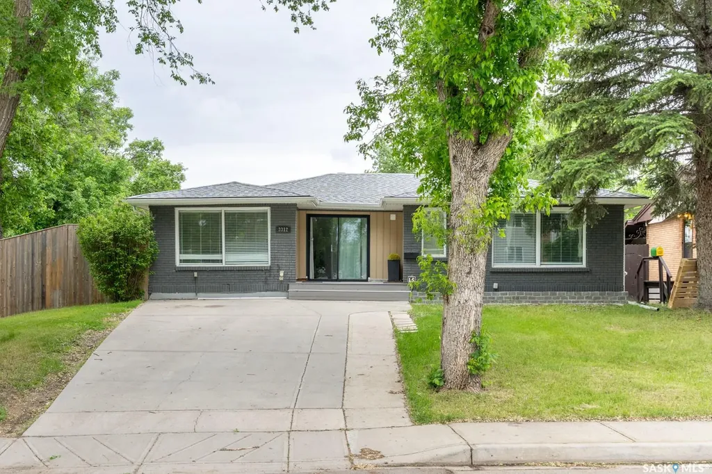 3312 Portnall Avenue Regina SK S4S 2B6
