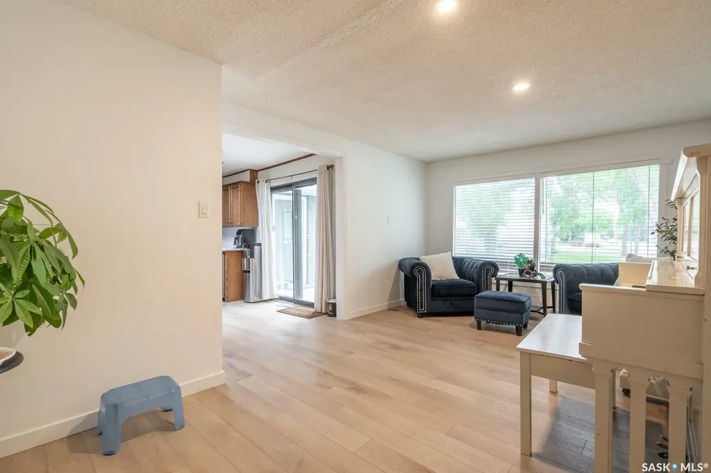 3312 Portnall Avenue Regina SK S4S 2B6