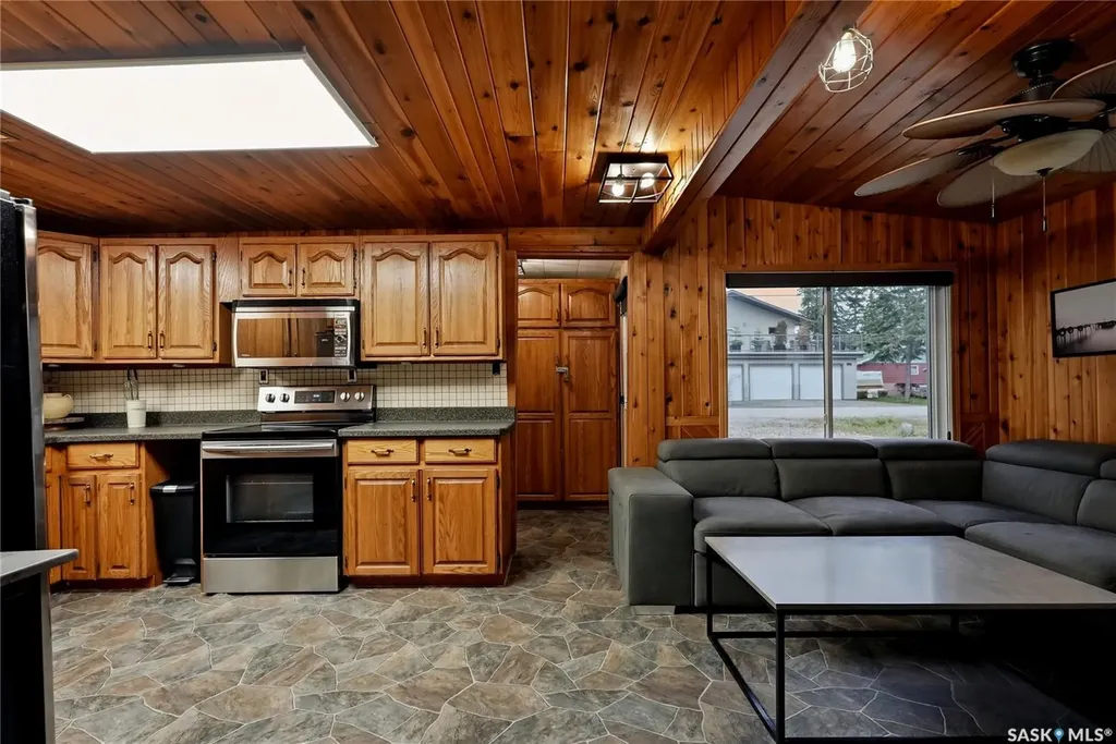 35 Lakeview Drive Candle Lake SK S0J 3E0
