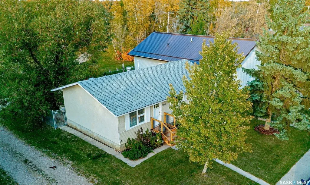 1878 13th Street W Prince Albert SK S6V 3K3