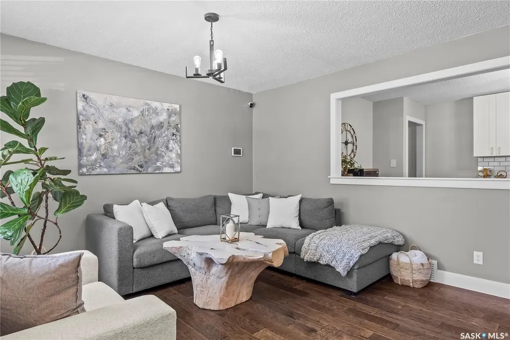 1878 13th Street W Prince Albert SK S6V 3K3