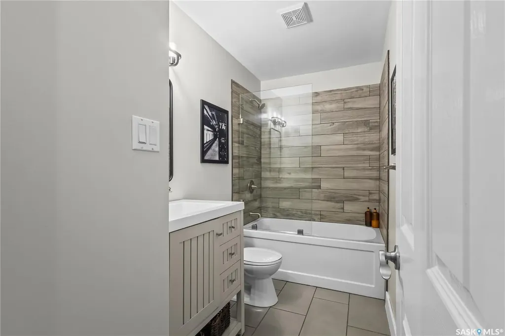 1878 13th Street W Prince Albert SK S6V 3K3