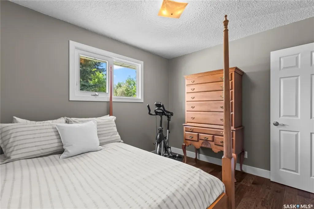 1878 13th Street W Prince Albert SK S6V 3K3