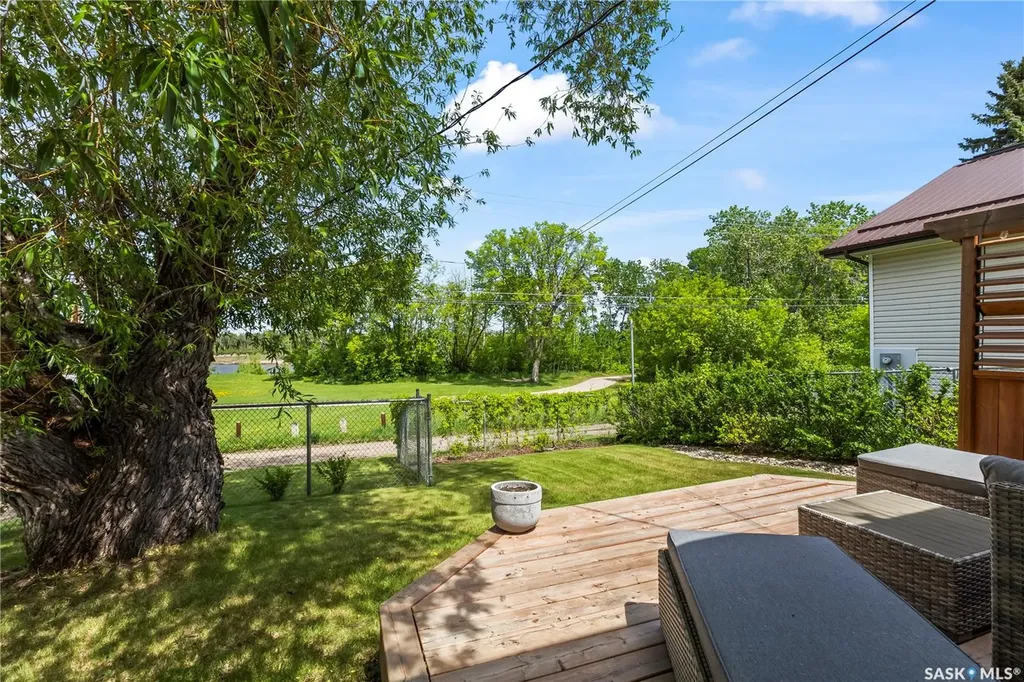 1878 13th Street W Prince Albert SK S6V 3K3